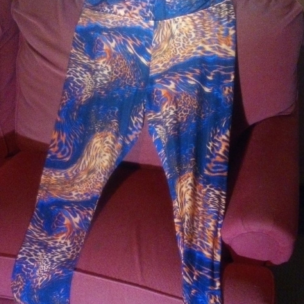 Hot Kiss Blue and Orange Patterned Leggings